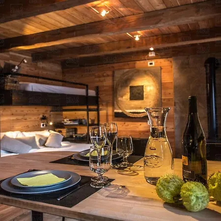 Dağ evi Hellochalet - Chalet D'alpage Larose - A Wild Back Mountain Escape, Large Sunny Garden And Matterhorn Views Valtournenche